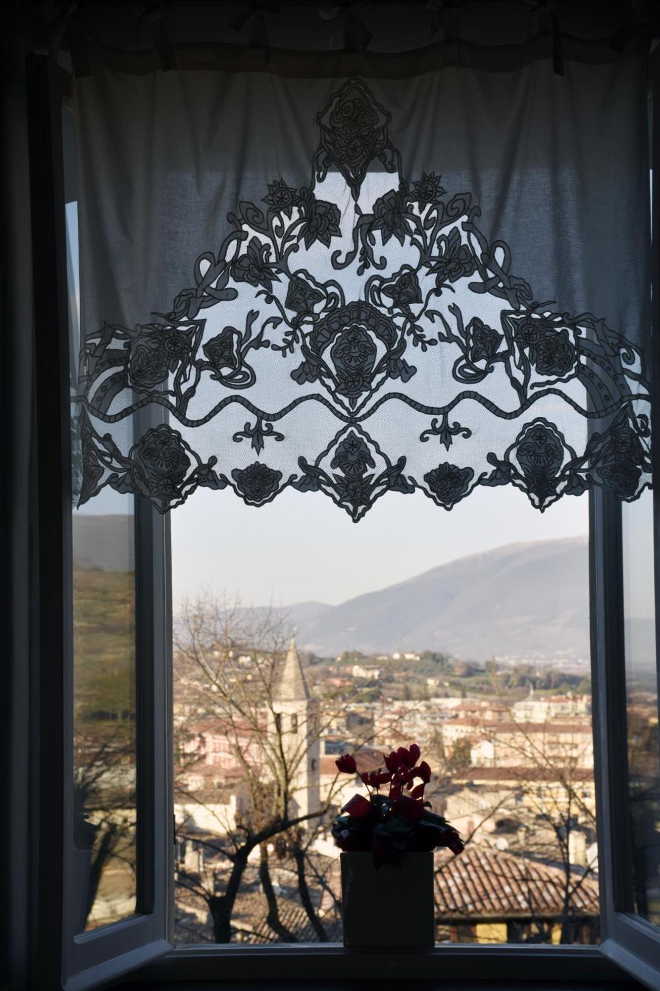 Le Mura Antiche Σπολέτο Εξωτερικό φωτογραφία
